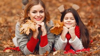 Otevírací doba 28. října: Velké obchody budou zavřené a děti čeká pět dní volna