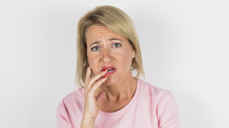 Petra (55): Chtěla jsem dům plný vnoučat a smíchu, místo toho mi zbyly jen oči pro pláč. Každá z dcer si ničí život po svém