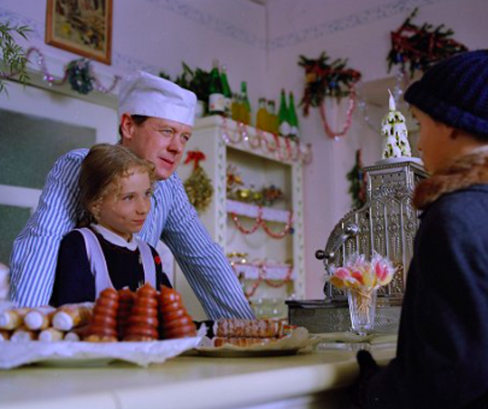 Malá Sandra si zahrála v legendárním seriálu Bylo nás pět Malá Sandra si zahrála v legendárním seriálu Bylo nás pět