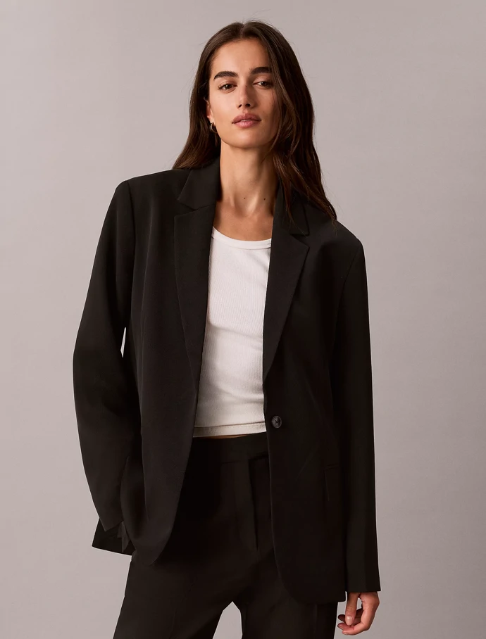 Sako Calvin Klein, 3 490 Kč Sako Calvin Klein, 3 490 Kč