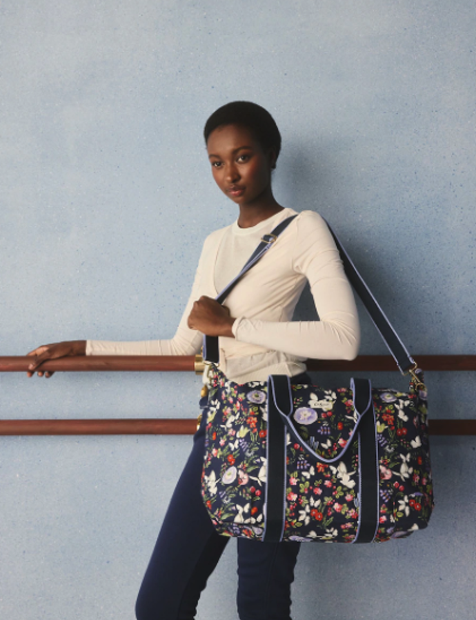 Cestovní taška Cath Kidston, 2646 Kč, prodává About You Cestovní taška Cath Kidston, 2646 Kč, prodává About You