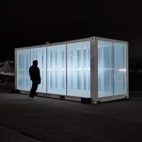 Pražské ulice se promění ve světelnou galerii. Letos vás Signal Festival zavede i do nečekaných zákoutí Pražské ulice se promění ve světelnou galerii. Letos vás Signal Festival zavede i do nečekaných zákoutí