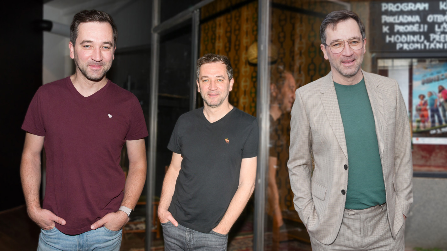 Těžký boj Ondřeje Sokola: Za veselou tváří se skrývá trápení, doma má o 20 let mladší krásku