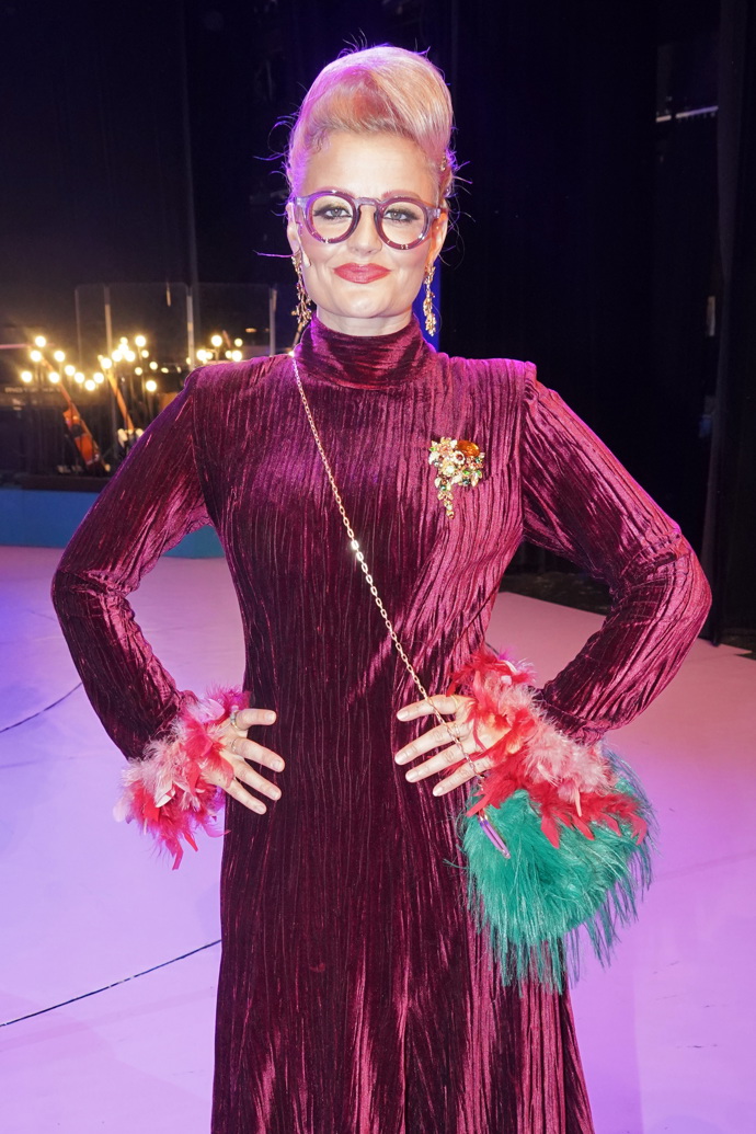 Erika Stárková exkluzivně o svých nových vlasech: Rose gold je ideální kamufláž šedin a odstín, který vás omladí Erika Stárková exkluzivně o svých nových vlasech: Rose gold je ideální kamufláž šedin a odstín, který vás omladí