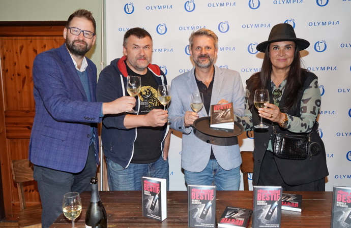 Merkner Mahulenu před lety oslovil na natáčení slavného seriálu Vyprávěj. 