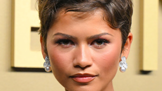 Glow jako Zendaya: 6 pravidel její kosmetičky pro zářivou pleť