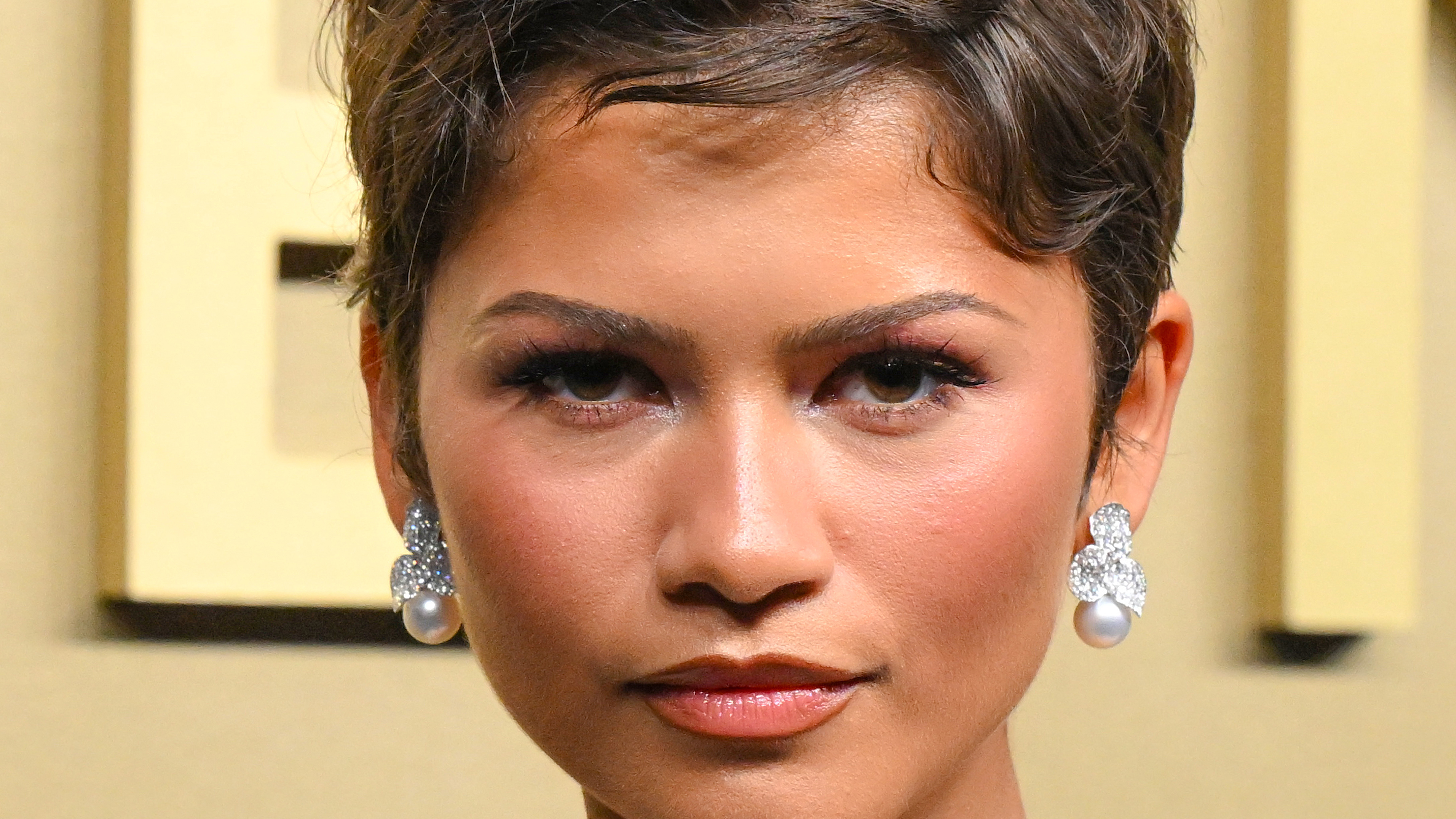 Glow jako Zendaya: 6 pravidel její kosmetičky pro zářivou pleť