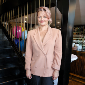 Erika Stárková exkluzivně o svých nových vlasech: Rose gold je ideální kamufláž šedin a odstín, který vás omladí