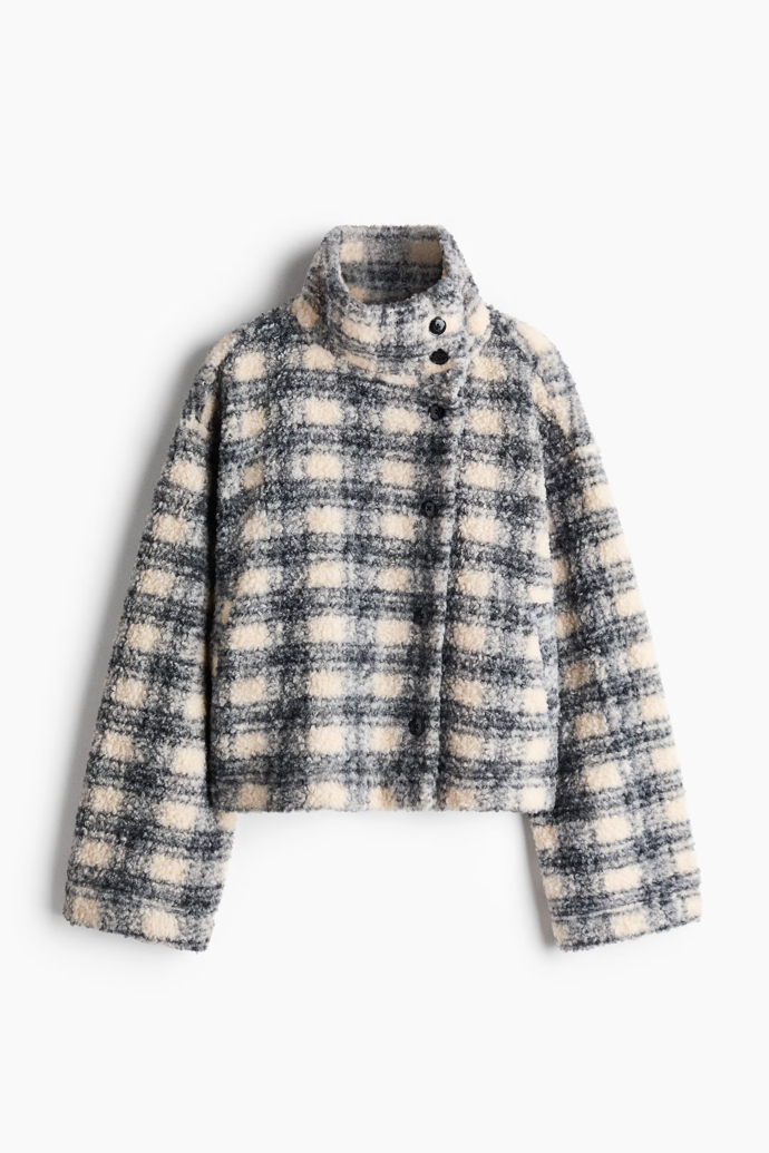 Plyšová bunda se stojáčkem, H&M, 879 Kč