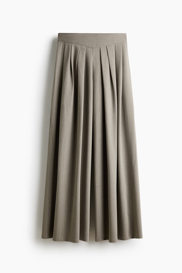 Široké kalhoty se sklady, H&M, 879 Kč