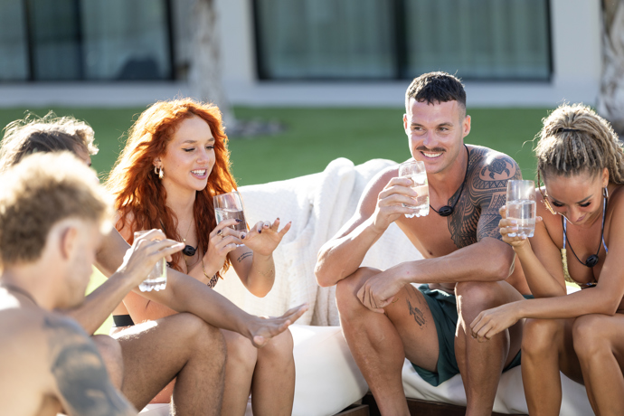 Daniel Minich je zpět na Love Islandu.