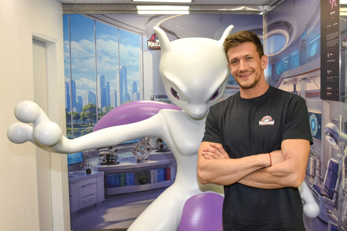 Jan Solfronk otevřel první muzeum soukromé sbírky karet Pokémon na světě.
