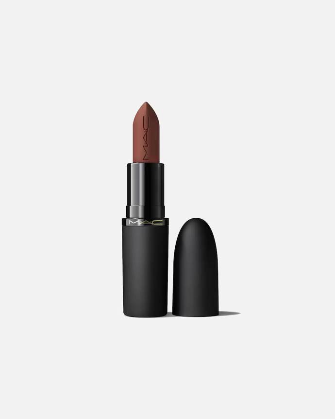 Powder Kiss Hazy Matte Lipstick, MAC, 849 Kč, douglas.cz Powder Kiss Hazy Matte Lipstick, MAC, 849 Kč, douglas.cz