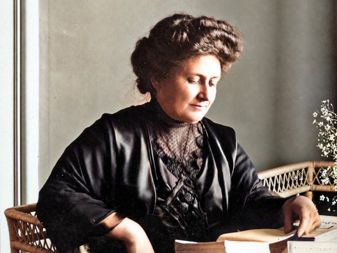 Maria Montessori učila svět rozumět dětem: Její život provázelo utajené mateřství, Mussolini i válečné roky v Indii Maria Montessori učila svět rozumět dětem: Její život provázelo utajené mateřství, Mussolini i válečné roky v Indii