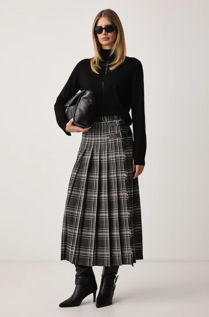 Plisovaná sukně Weekend Max Mara, 10 990 Kč, prodává Answear Plisovaná sukně Weekend Max Mara, 10 990 Kč, prodává Answear