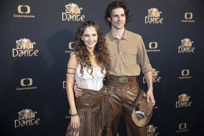 Sara Sandeva a Daniel Makovec.