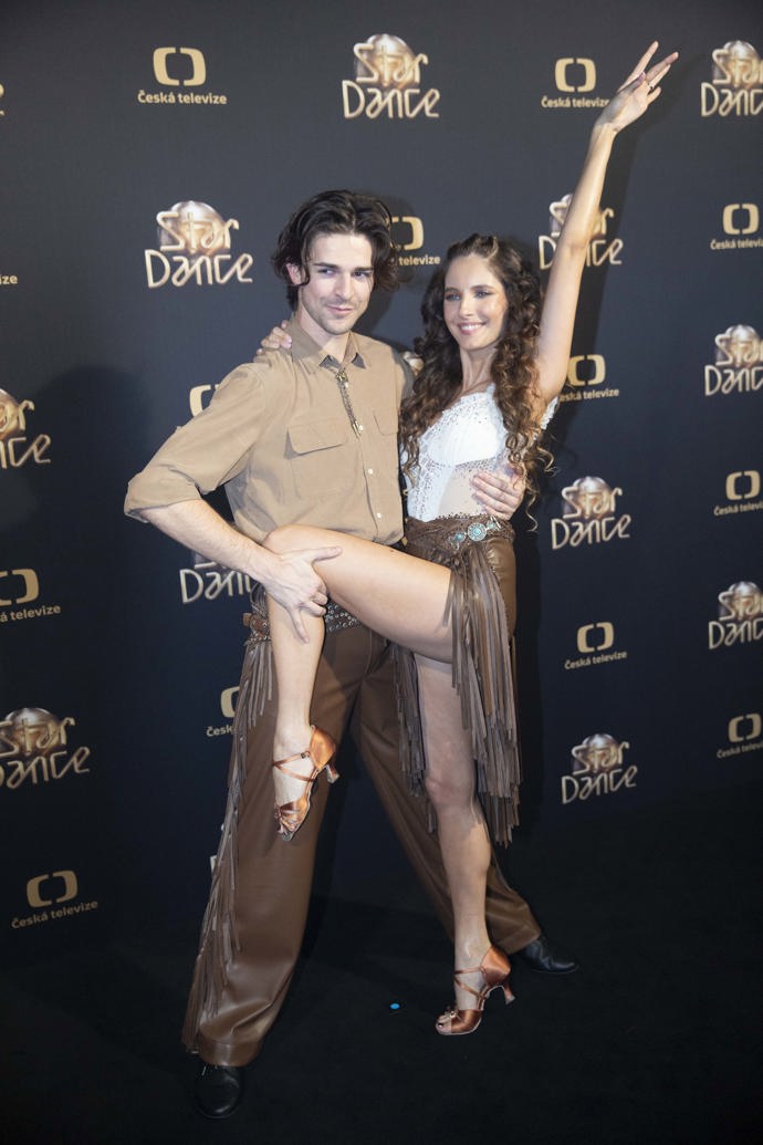 Sara Sandeva a Daniel Makovec.