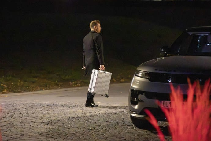 Jakub Prachař své drahé odnesl kufr. 