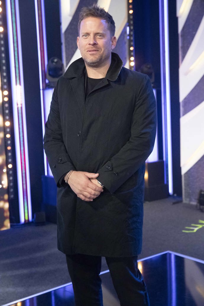 Jakub Prachař přišel podpořit svou manželku Saru Sandevu. 