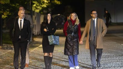 FOTO: Lenka Nora Návorková odcházela ruku v ruce se svým partnerem.