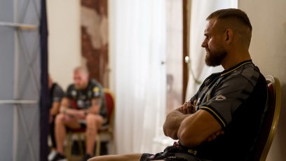 FOTO: Ani při opravném vážení se Dominik Humburger do stanoveného limitu nevešel.