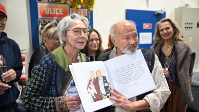 FOTO: Rudolf Hrušínský mladší vedle Dany Syslové.