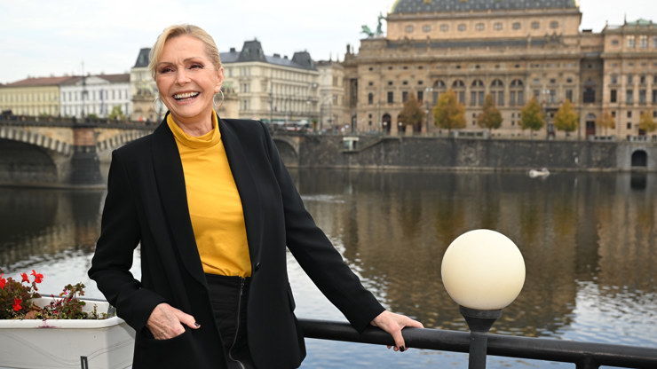 Také Helena Vondráčková šířila dobrou náladu. 
