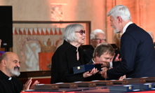 Marta Kubišová přijala vyznamenání od Petra Pavla.