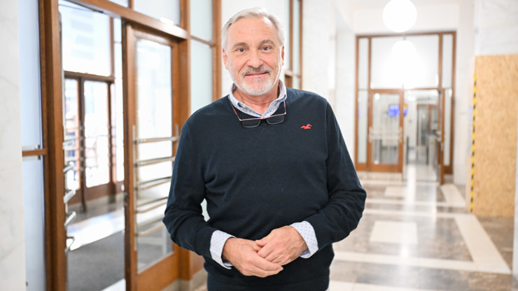 Jan Čenský je fešák.