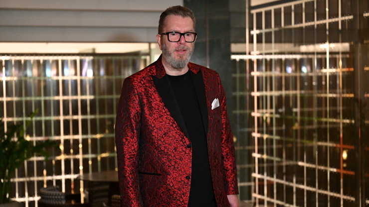Richard Müller už nepoužívá berle.