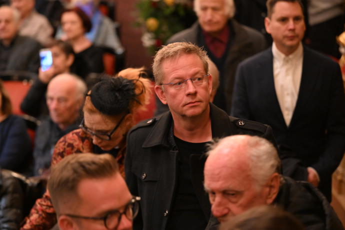 Aleš Cibulka na pohřbu Jiřího Štěpničky.