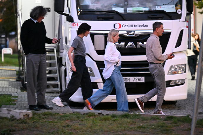 Richard Genzer, Jana Burkiewiczová, Tatiana Drexler a Zdeněk Chlopčík – právě ti budou letos hodnotit taneční páry. 