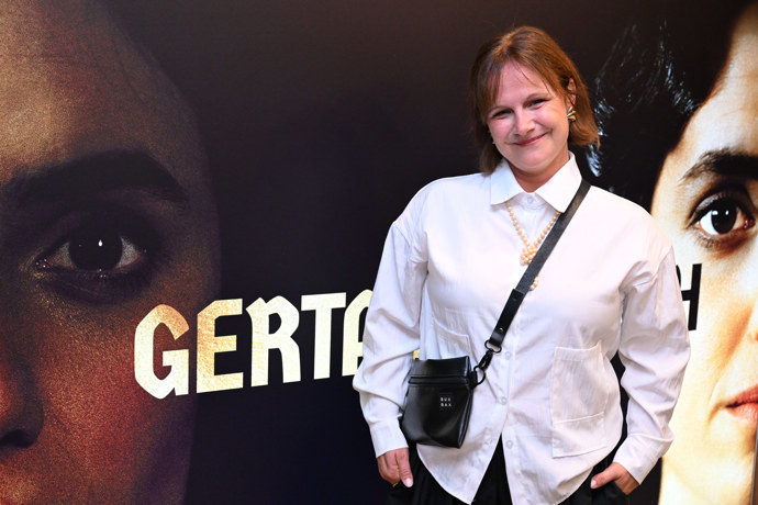 Kristýna Badinková Nováková na premiéře filmu Gerta Schnirch. 