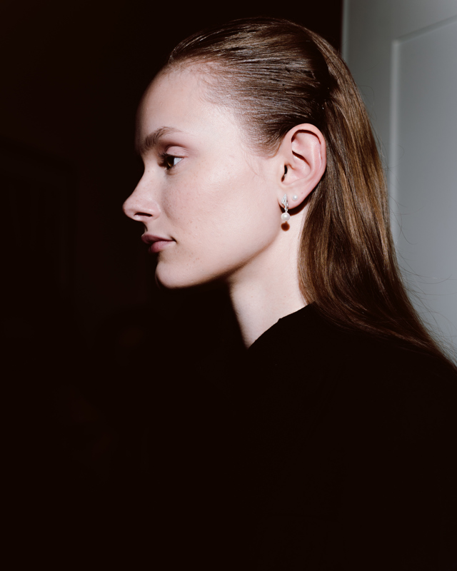 Apart x Zuzana Kubíčková Apart x Zuzana Kubíčková
