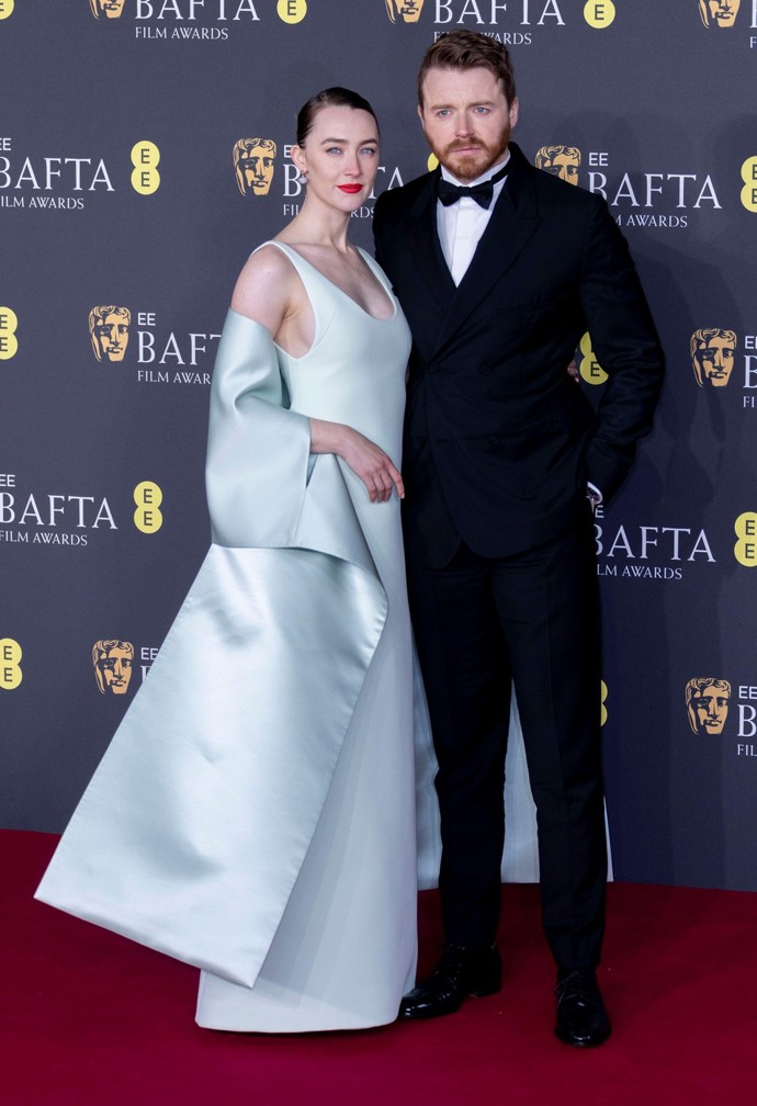 Jack Lowden je také favoritem na roli Jamese Bonda. 