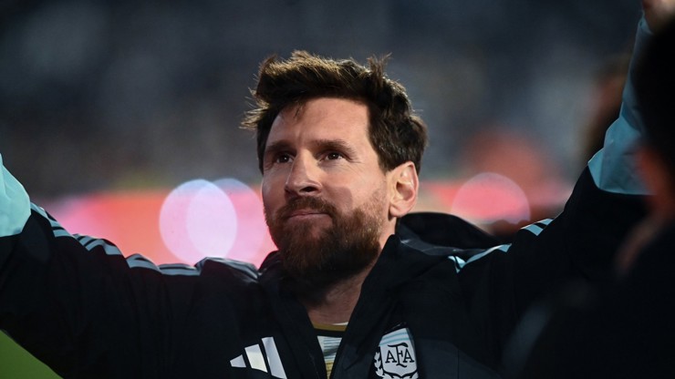 Legendární argentinský fotbalista Lionel Messi se rozloučil s reprezentací. Legendární argentinský fotbalista Lionel Messi se rozloučil s reprezentací.