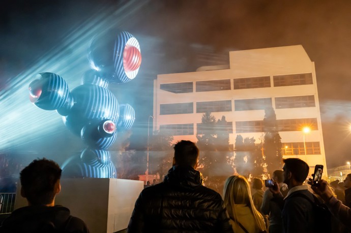 Signal Festival proměnil Prahu v galerii pod širým nebem.