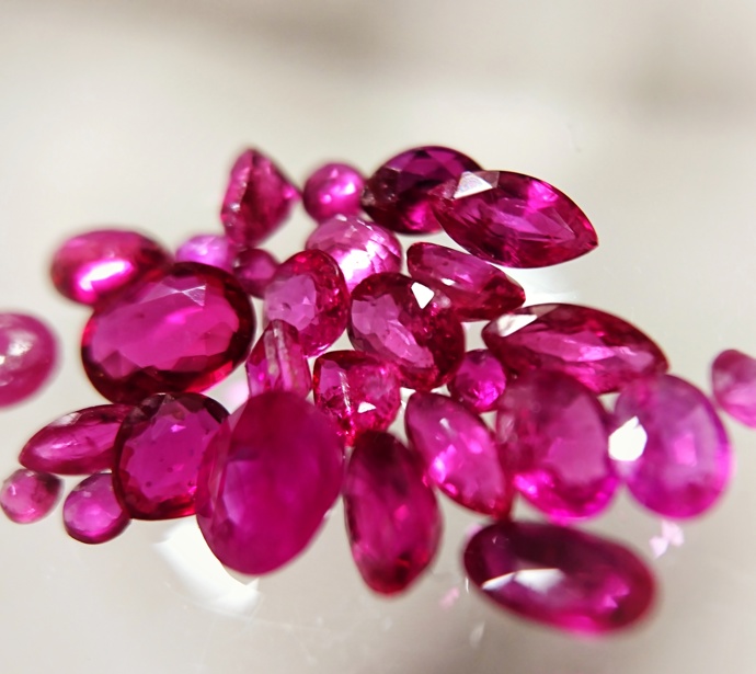 Kámen podle měsíce narození: Zjistěte, jaký drahokam vám dodá sílu, lásku i štěstí