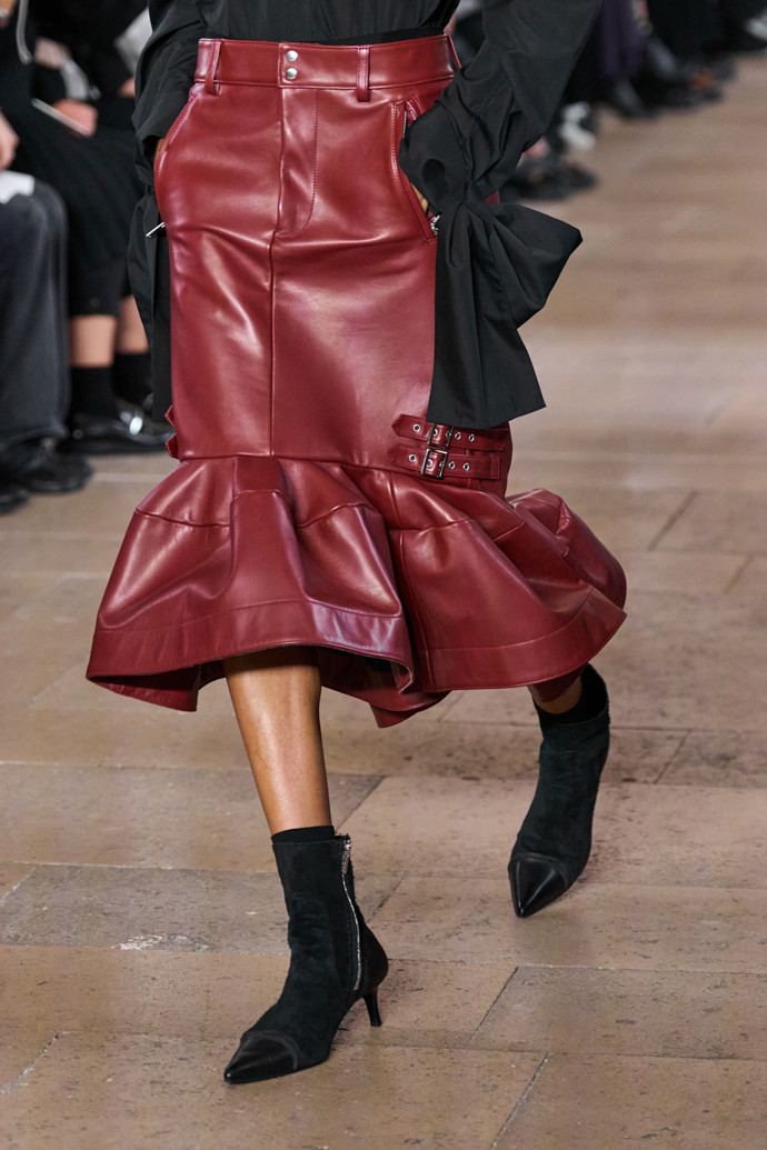 Sacai SS27