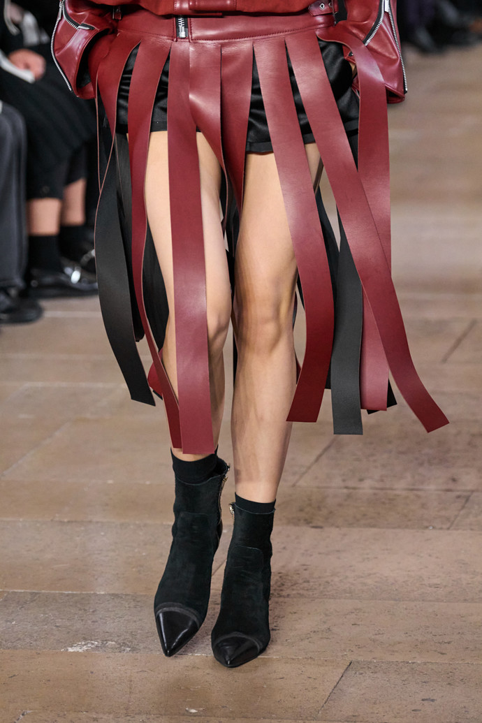 Sacai SS27