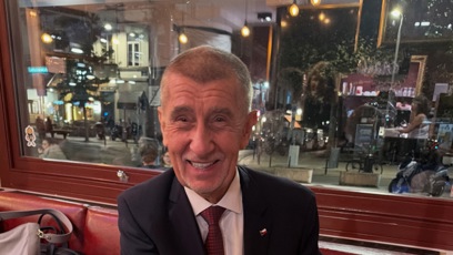 FOTO: Andrej Babiš si v Bruselu zašel do jedné z místních restaurací.