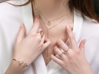 Chyby při kombinování šperků, které vám zbytečně přidávají roky: Důležité je zvolit tu správnou kombinaci