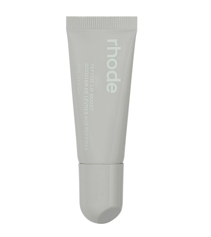 Vyplňující maska na rty RHODE
Peptide Lip Boost, která dodává okamžitý i dlouhodobý objem. Hutná balzámová textura poskytuje lehce brnivý, ale příjemný pocit pro okamžitý vyplňující efekt. 735 Kč Vyplňující maska na rty RHODE
Peptide Lip Boost, která dodává okamžitý i dlouhodobý objem. Hutná balzámová textura poskytuje lehce brnivý, ale příjemný pocit pro okamžitý vyplňující efekt. 735 Kč