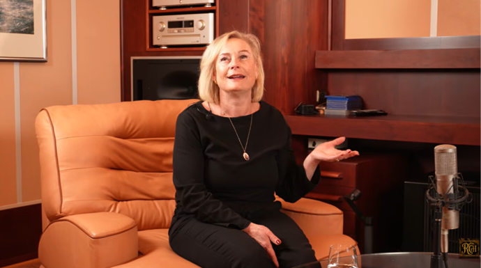 Dnes pracuje Veronika Kánská jako knihovnice. 