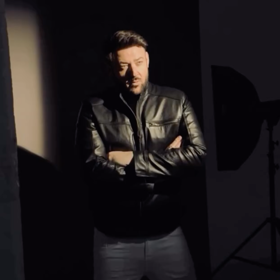 Po proměně se jeho vzhled změnil k nepoznání.