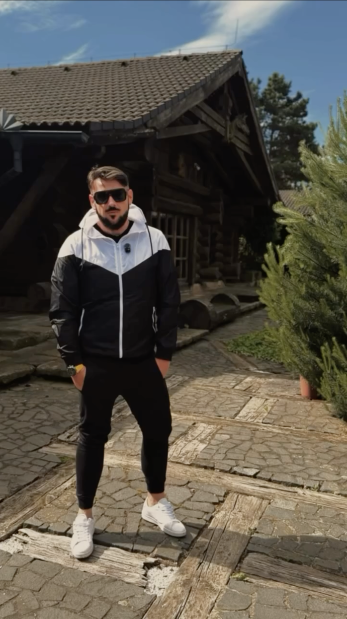 Lukáš Malínek po výrazném zhubnutí, během kterého se zbavil přibližně 125 kilogramů.