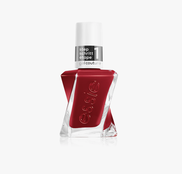 Svěřte lak svému klukovi. Miu Miu hlásí trend messy nails