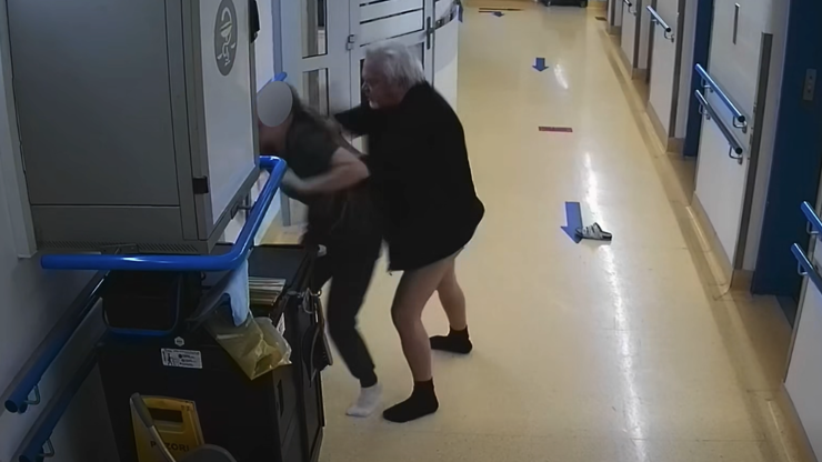 K děsivému incidentu došlo na urgentním příjmu nemocnice v bratislavské čtvrti Kramáre. K děsivému incidentu došlo na urgentním příjmu nemocnice v bratislavské čtvrti Kramáre.