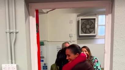 FOTO: Meghan Markle při návštěvě komunitního centra.