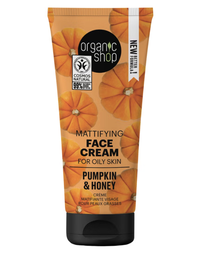 Mattifying Face Cream Pumpkin & Honey vyrovnává přirozenou ochrannou bariéru pleti a reguluje tvorbu kožního mazu. Vzácné složení s dýňovým olejem a medem dodává pleti matný vzhled a vyživuje ji. 170 Kč Mattifying Face Cream Pumpkin & Honey vyrovnává přirozenou ochrannou bariéru pleti a reguluje tvorbu kožního mazu. Vzácné složení s dýňovým olejem a medem dodává pleti matný vzhled a vyživuje ji. 170 Kč